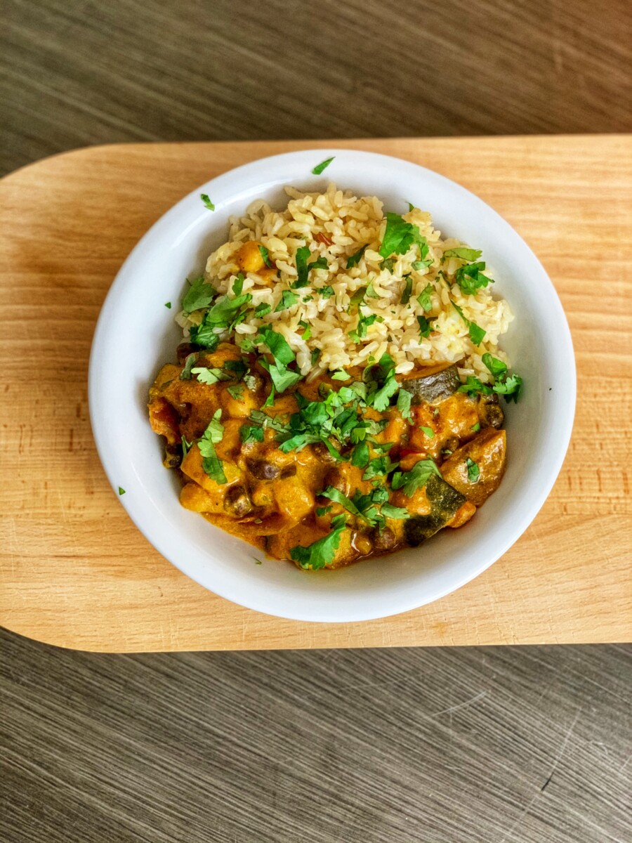 Easy Vegan Chickpea curry - Munchyesta