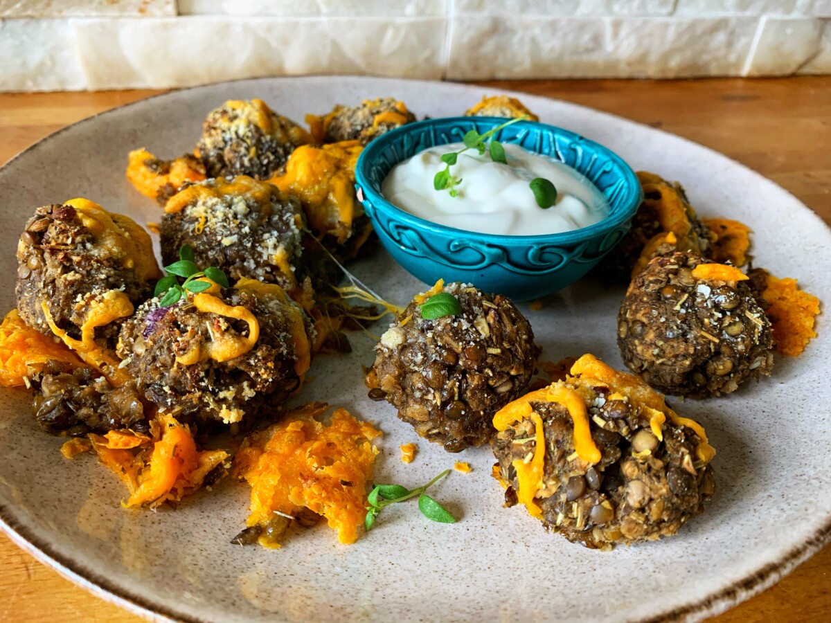 Vegan High Protein Meatballs Munchyesta