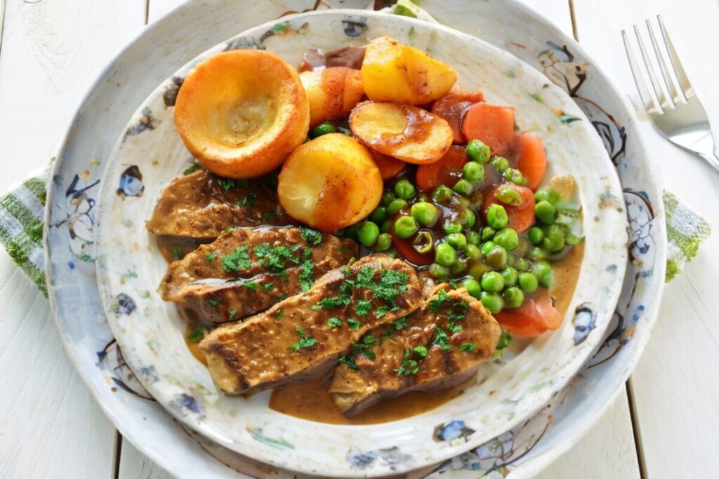 Best vegan turkey breast recipe - plant based roast - Munchyesta